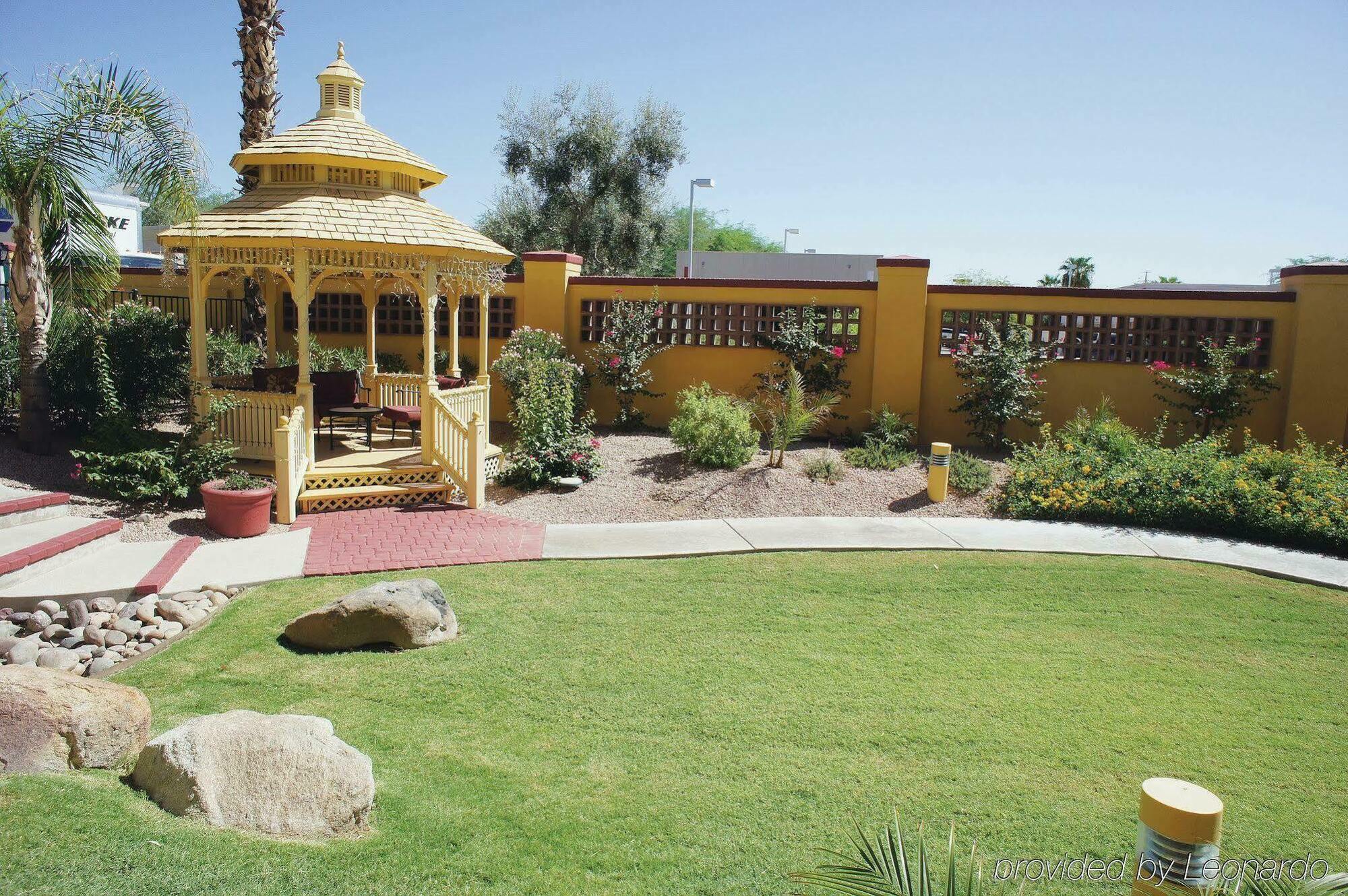 La Quinta By Wyndham Phoenix Scottsdale Exterior photo